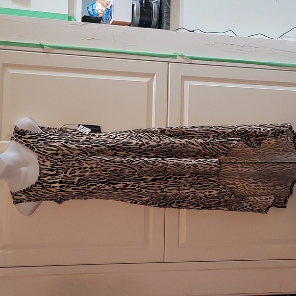 NWT Magazine Animal Tiger Print High Low Dress M - Picture 1 of 6
